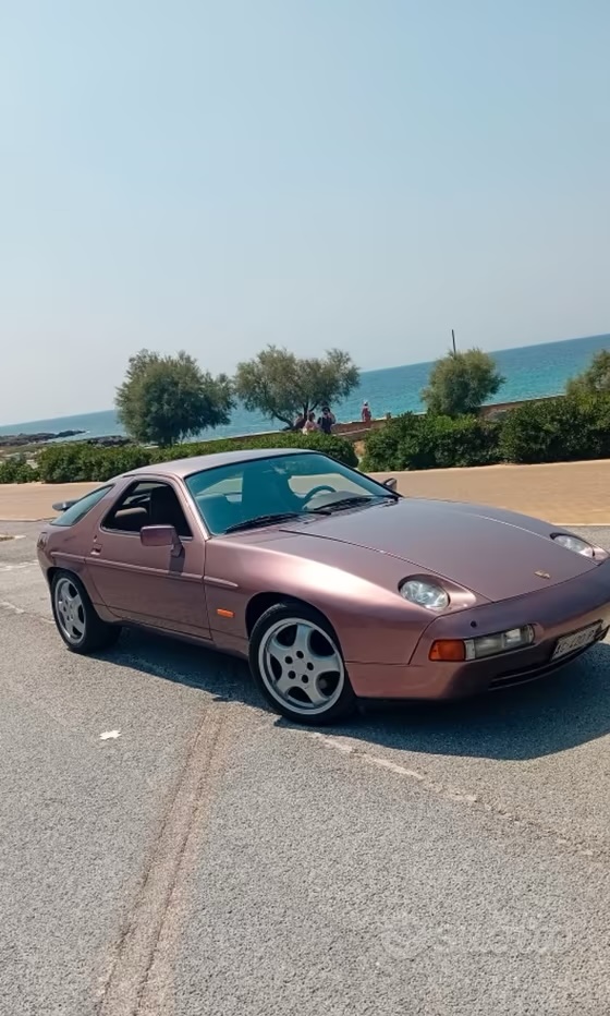 1987 Porsche 928 S4